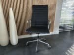 Bureaustoel EA 119