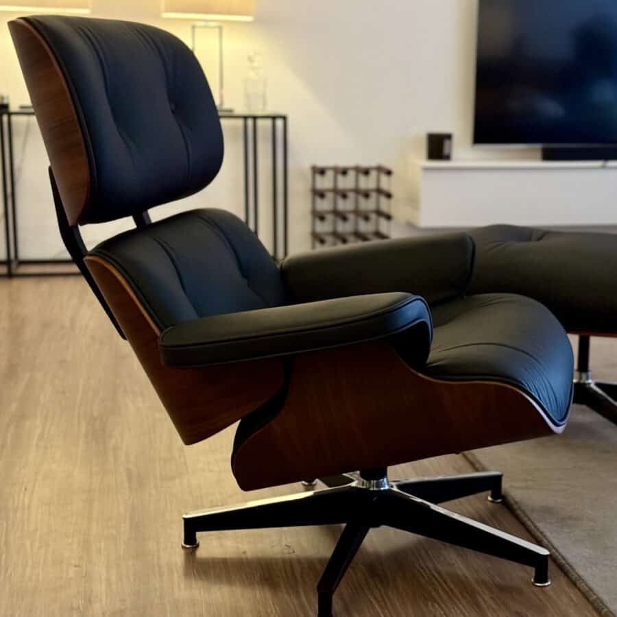 Outlet Lounge Chair Zwart Walnoot XL en Ottoman